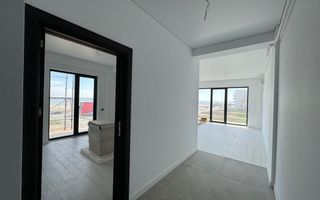 Apartament de vanzare 2 camere- vedere la mare - Poză 15