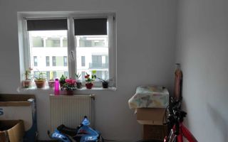 BRASADAS vinde ap 3 camere etajul 3/4. - Poză 2