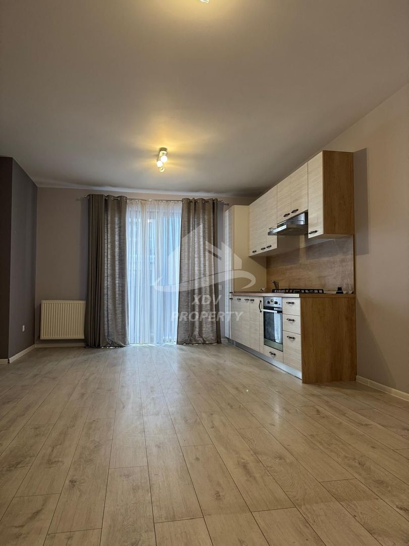 Apartament 4 camere decomandate , 2 bai, 2 balcoane,  90mpu, Sibiu - Poză 2