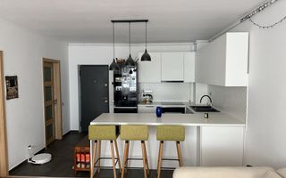 Apartament 2 camere – zona BMW, etaj intermediar - Poză 1