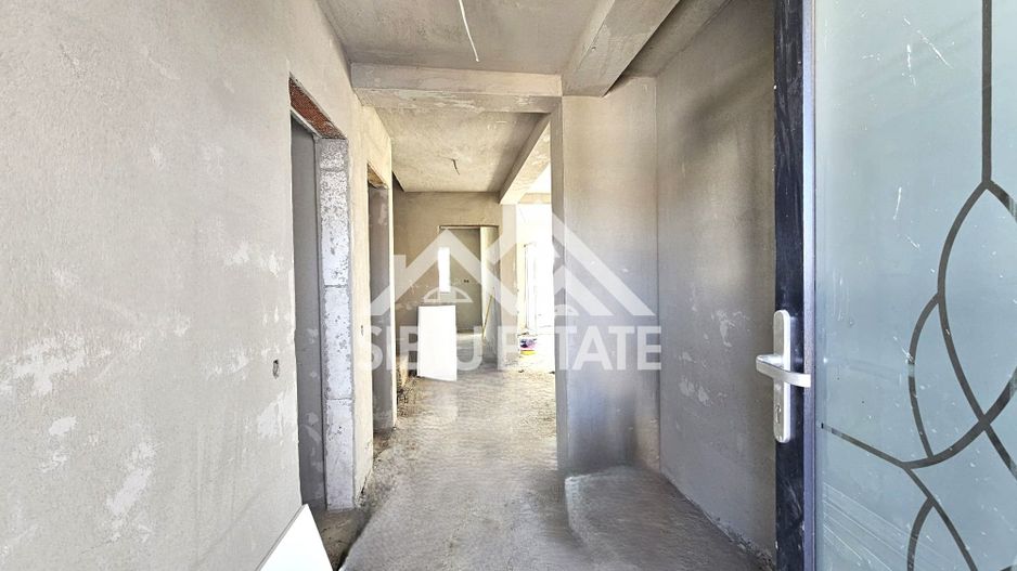 Casa Selimbar 5 camere, 3 bai, garaj, curte mare - Poză 8