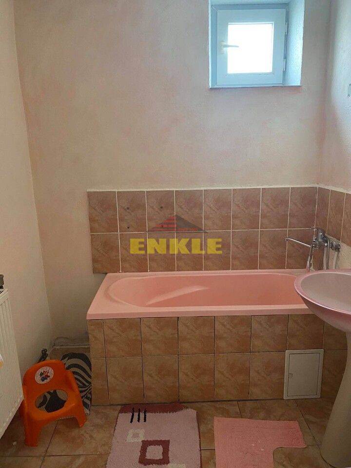 Casa , D+P+1, teren 300 mp, zona Imparat Traian,pret 150000 Euro - Poză 8