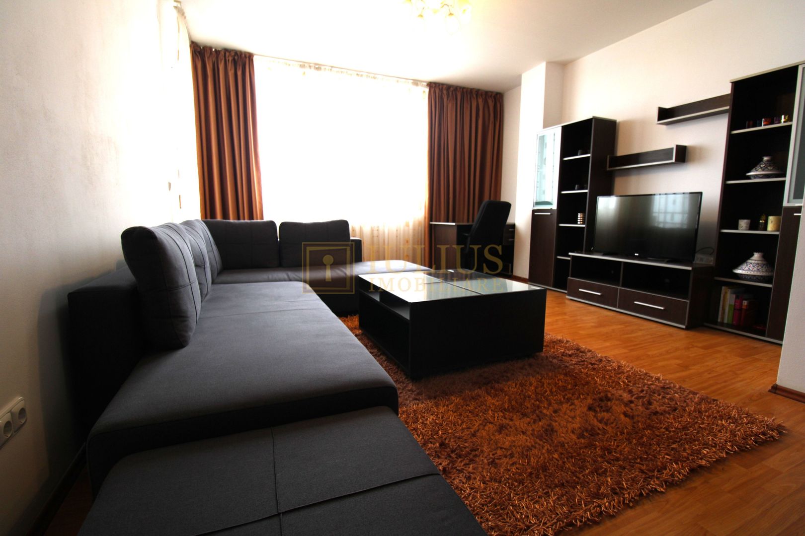 Apartament in Zona Girocului - Spitalul Judetean - Poză 1