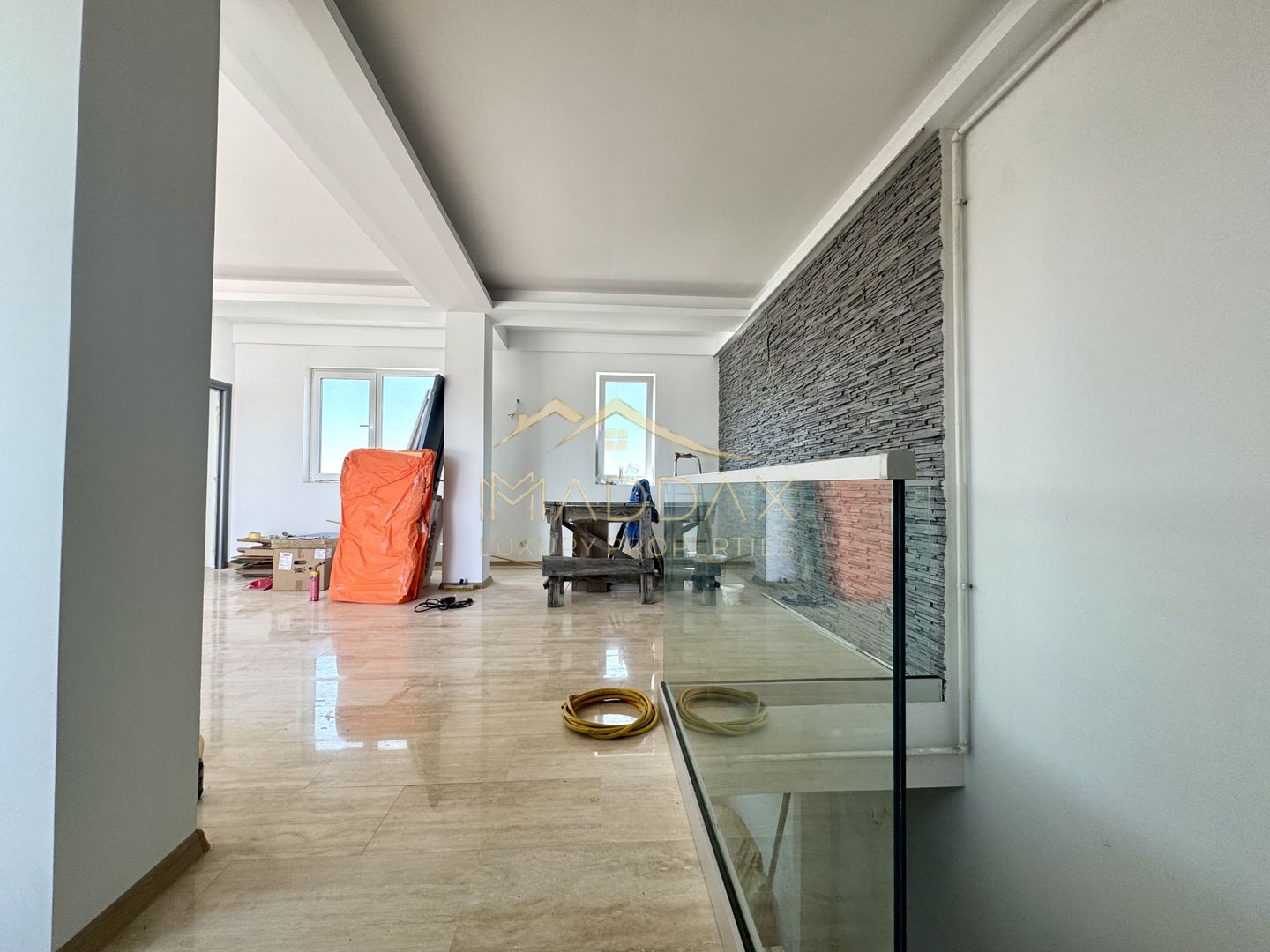 Duplex cu 4 Camere *211mp* Mobilat Complet/ 1 parking / Erou Iancu Nicolae - Poză 19