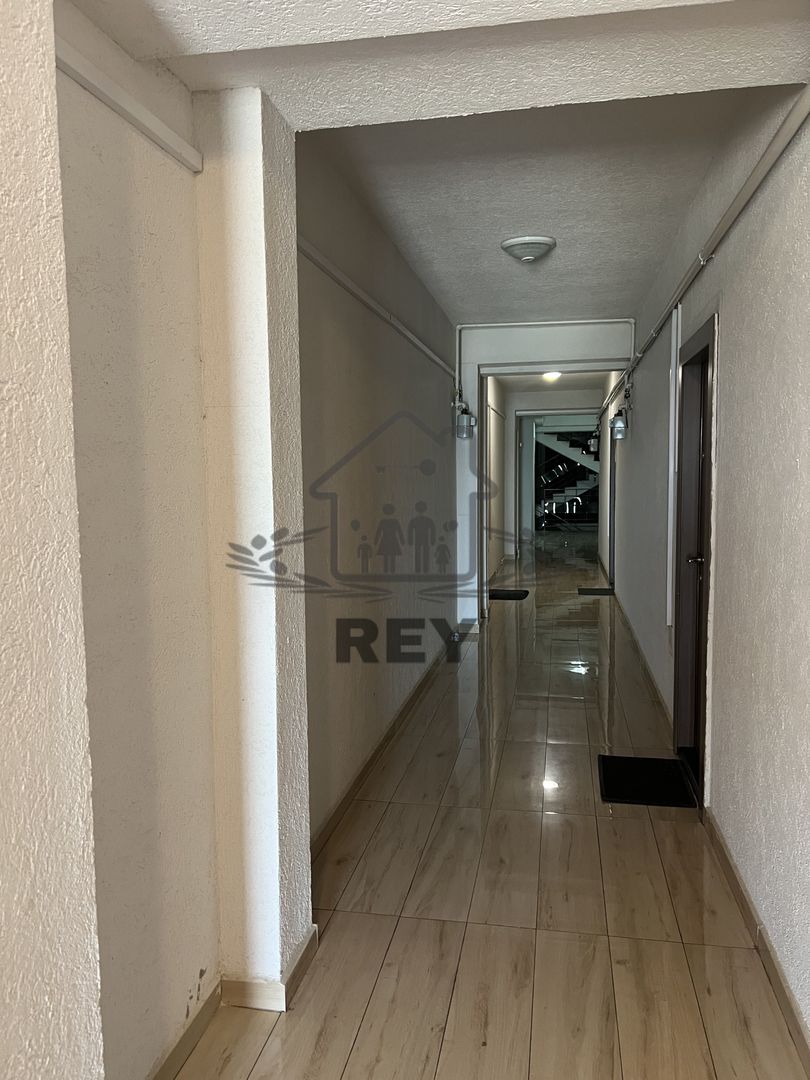Se vinde apartament 3 camere | Doamna Stanca - Poză 12