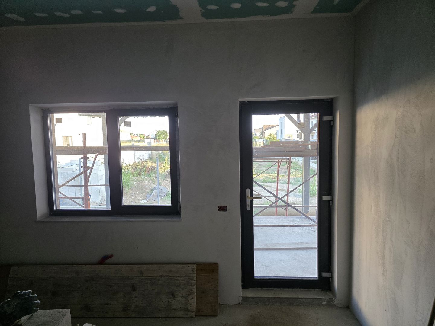 CASĂ NOUĂ – CUMPĂNA | 610 MP TEREN | UTILITĂȚI | STRADĂ ASFALTATĂ - Poză 3