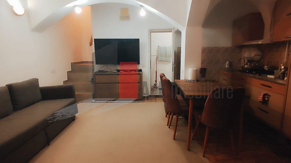 Casa "YENI" , constructie 2002, finisata complet - Poză 2