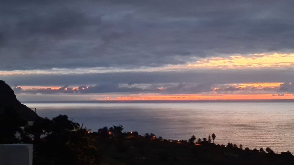 Vilă pe 3 nivele terasată în Tenerife Oceanul Atlantic - Poză 13