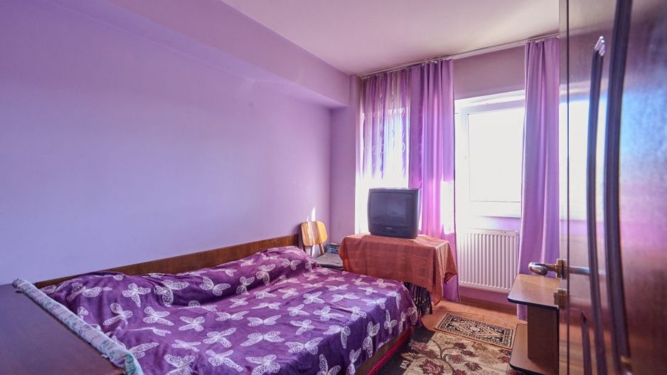 Vand/Schimb Apartament 3 camere ultracentral cu Apartament 2 camere+diferenta - Poză 4