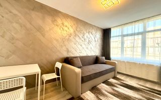 Garsoniera decomandata, etaj intermediar - Zona Tractorul, Coresi - Poză 1