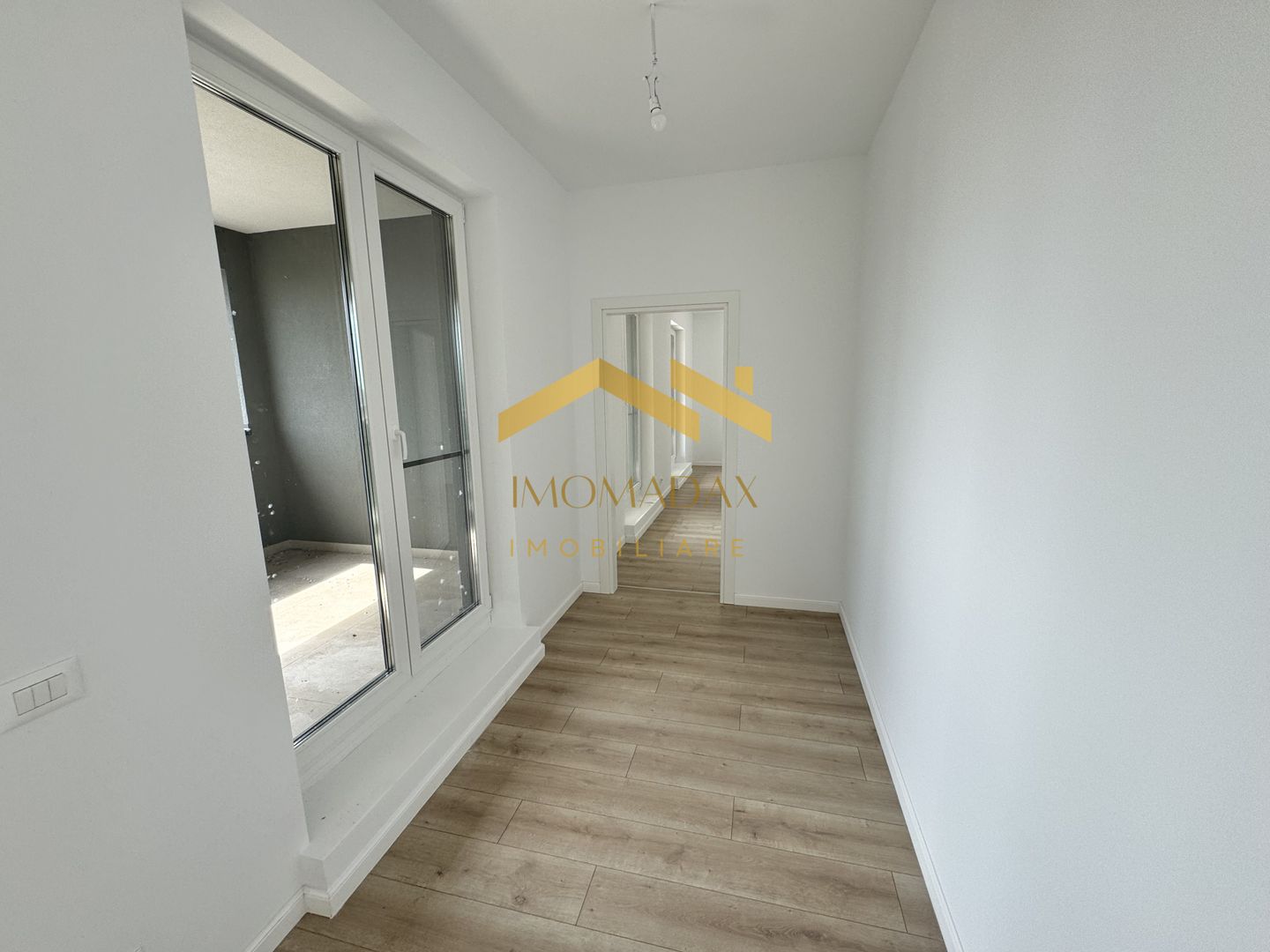Aradului-Apartament 3 camere-Centrala Proprie - Poză 11