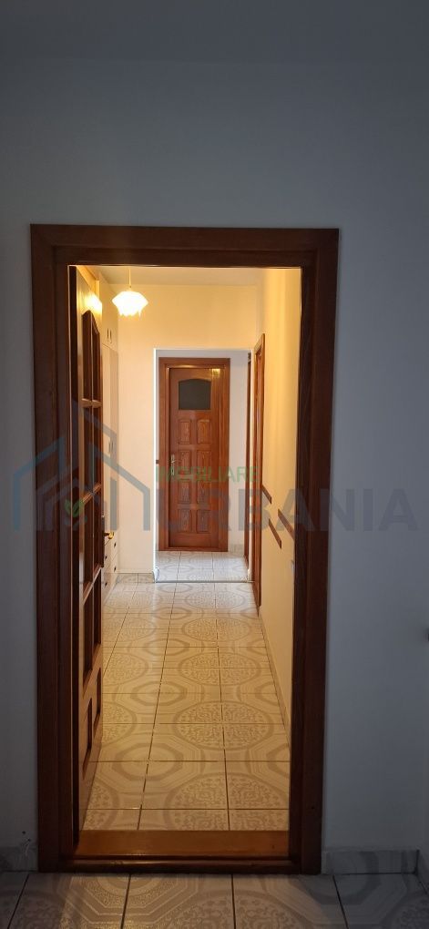 Apartament cu 3 camere decomandat, ultracentral, 72 mp, Pașcani - Poză 1