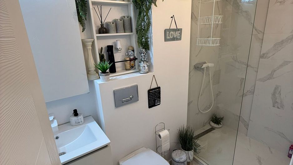 🏡 Apartament modern 3 camere | 65 mp | etaj 3/5 cu lift | parcare - Poză 9