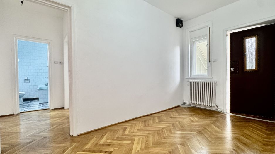 Apartament spațios într-o vilă, cu 2 garaje și terase – zona Iosefin - Poză 15