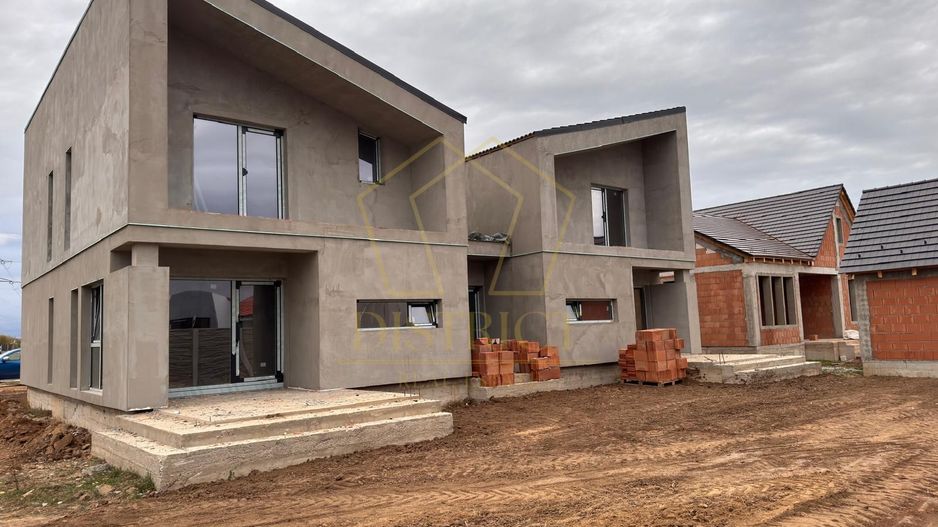 COMISION 0% Duplex despartit cu 4 camere | UMFT - Poză 2