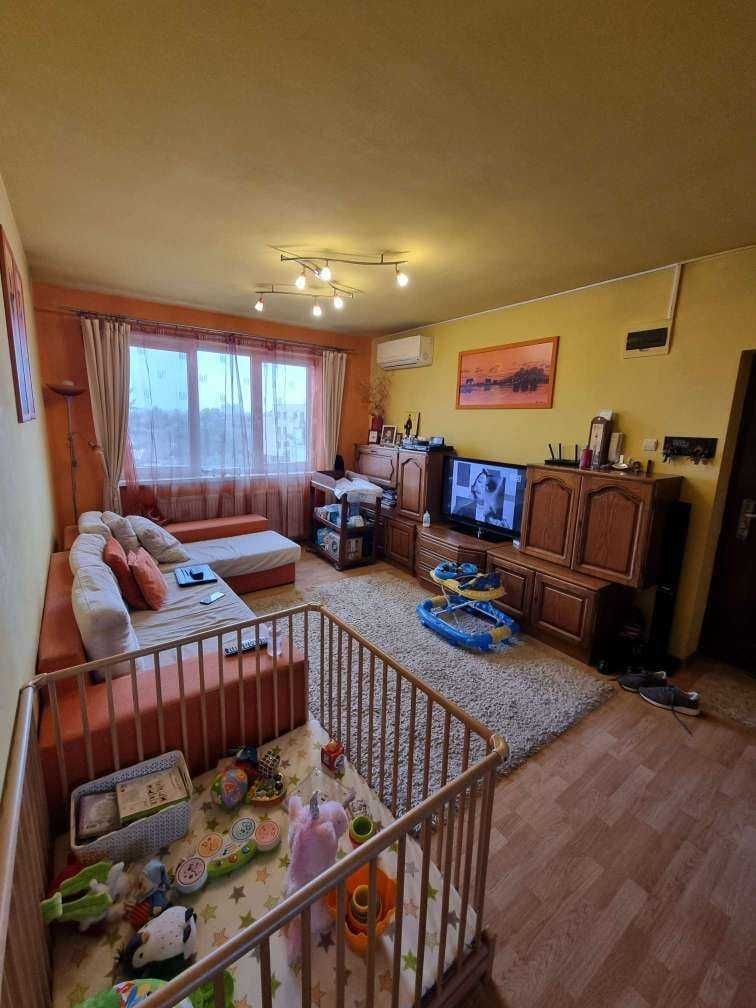 Apartament 3 camere Piata mica - Poză 1