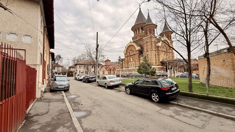 Vila 200 mp desfasurati cartier de case Belvedere Regie - Poză 8