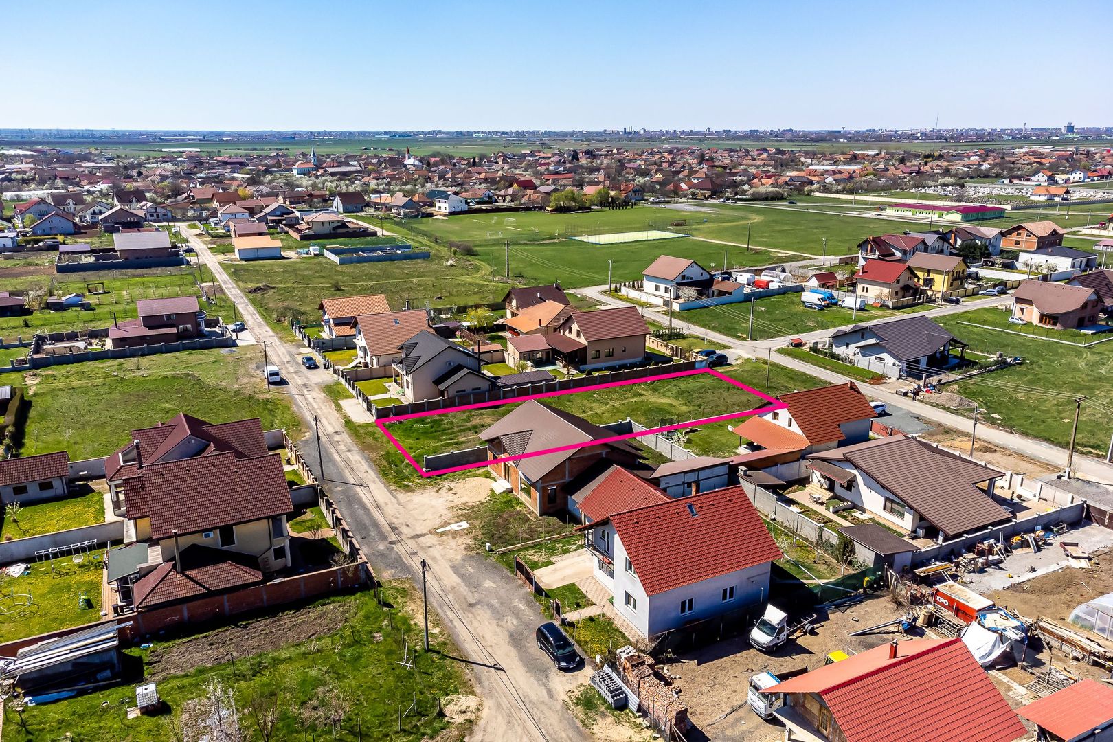 Teren cu utilități în Livada, suprafață 1200 mp, 2 fronturi stradale. - Poză 5