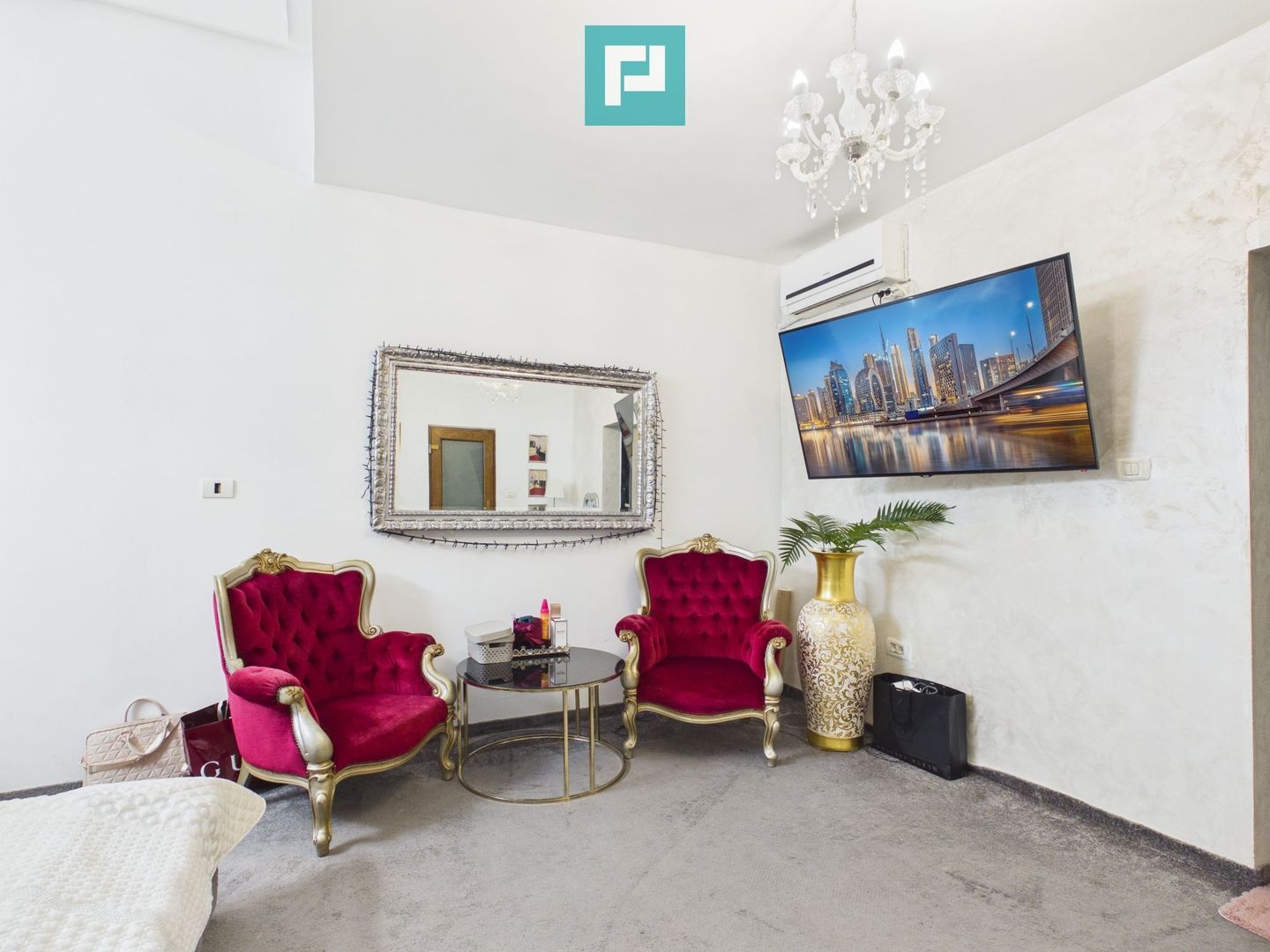 Apartament cu 4 camere – Zona Centrală - Poză 8