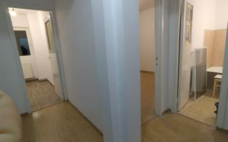 Garsonieră decomandată renovată recent 31 M² zona Lenin - Poză 4