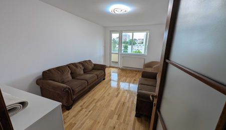 🏡 Apartament de închiriat – 3 camere decomandat