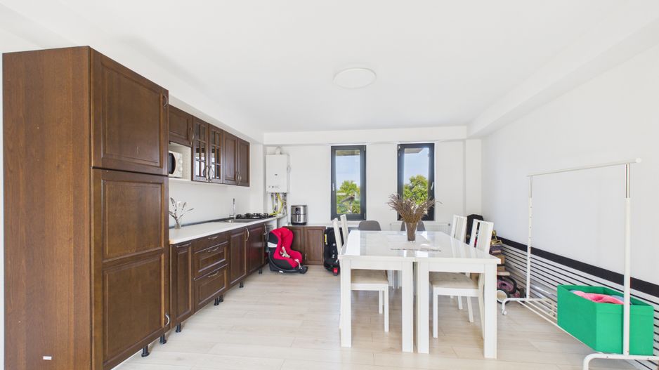 Casa 6 camere si teren de 567 mp | Santu Floresti | lacul Snagov - Poză 12