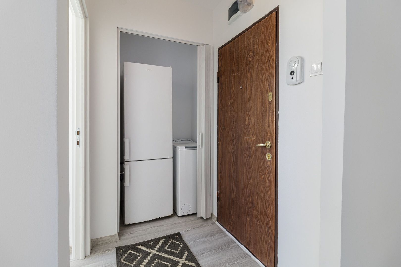 Apartament Renovat | Metrou Gara de Nord - Poză 11