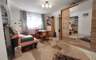 Apartament 2 camere zona-Școala Gimnazialã Nr 5 - Poză 1