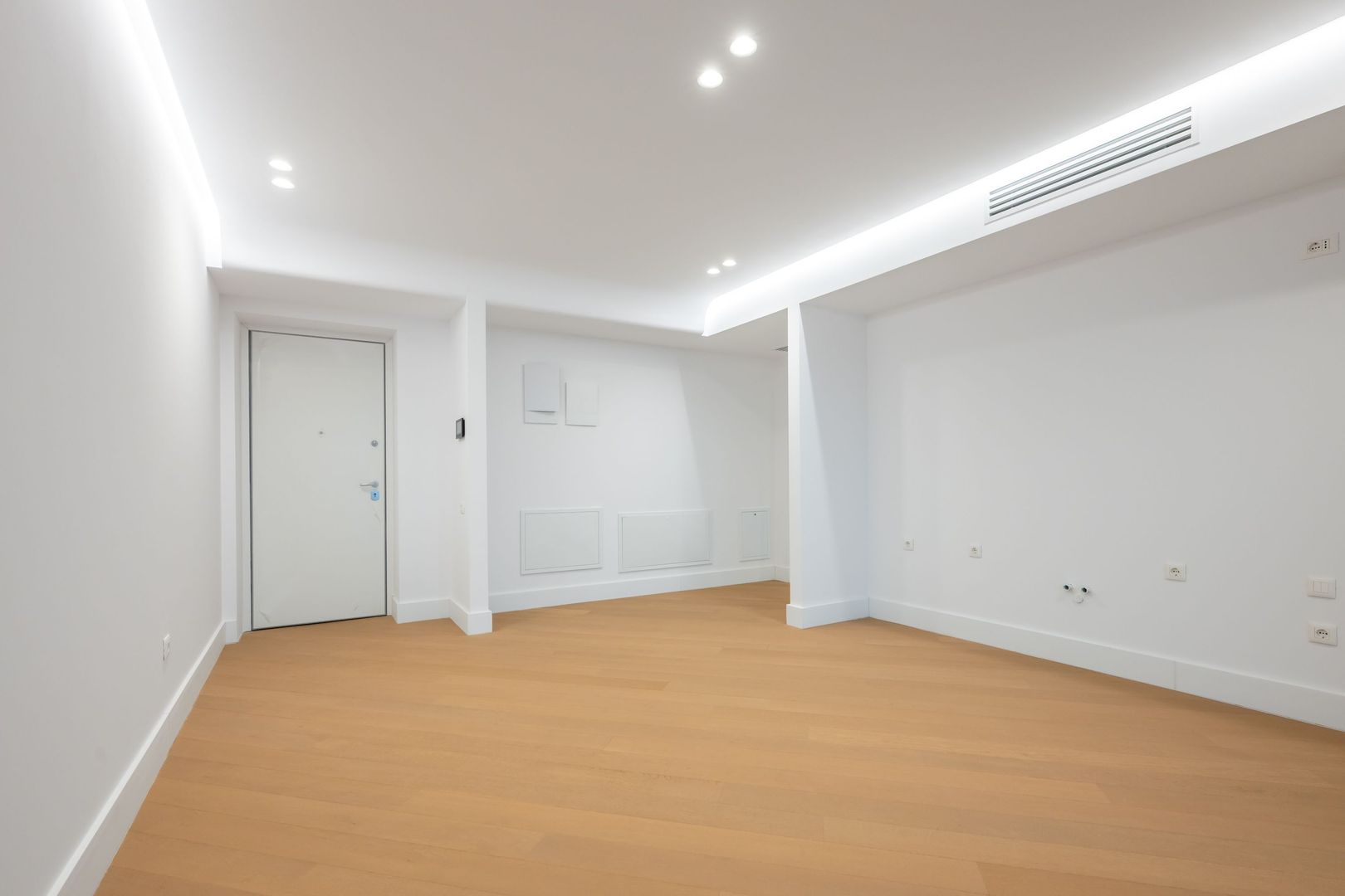 CORTINA 126 | Apartament exclusivist | Vedere libera | 2,900 Eur/mpc | LUX - Poză 3