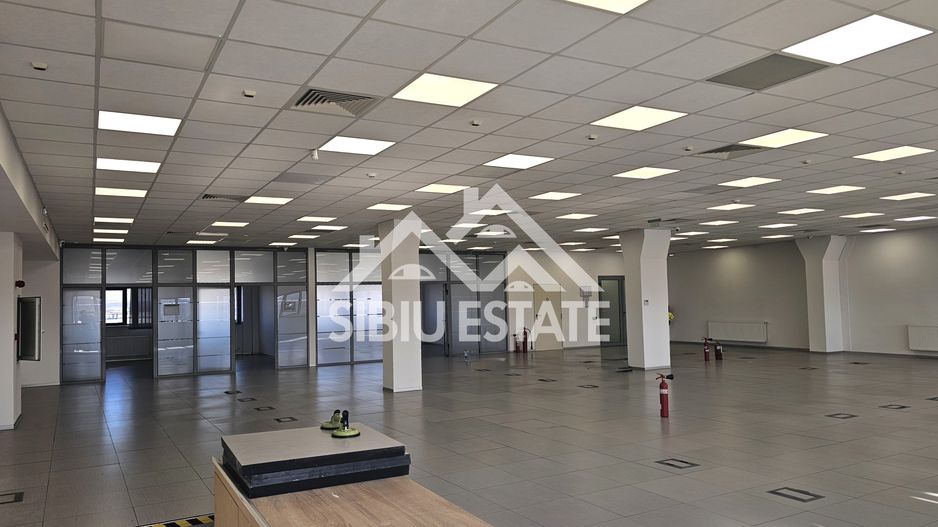 Spatiu de birouri de inchriat locatie centrala si vizibilitate buna - Poză 4