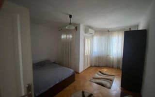 Casa S+P+2E - (posibilitate apartamentare) zona central - Poză 16