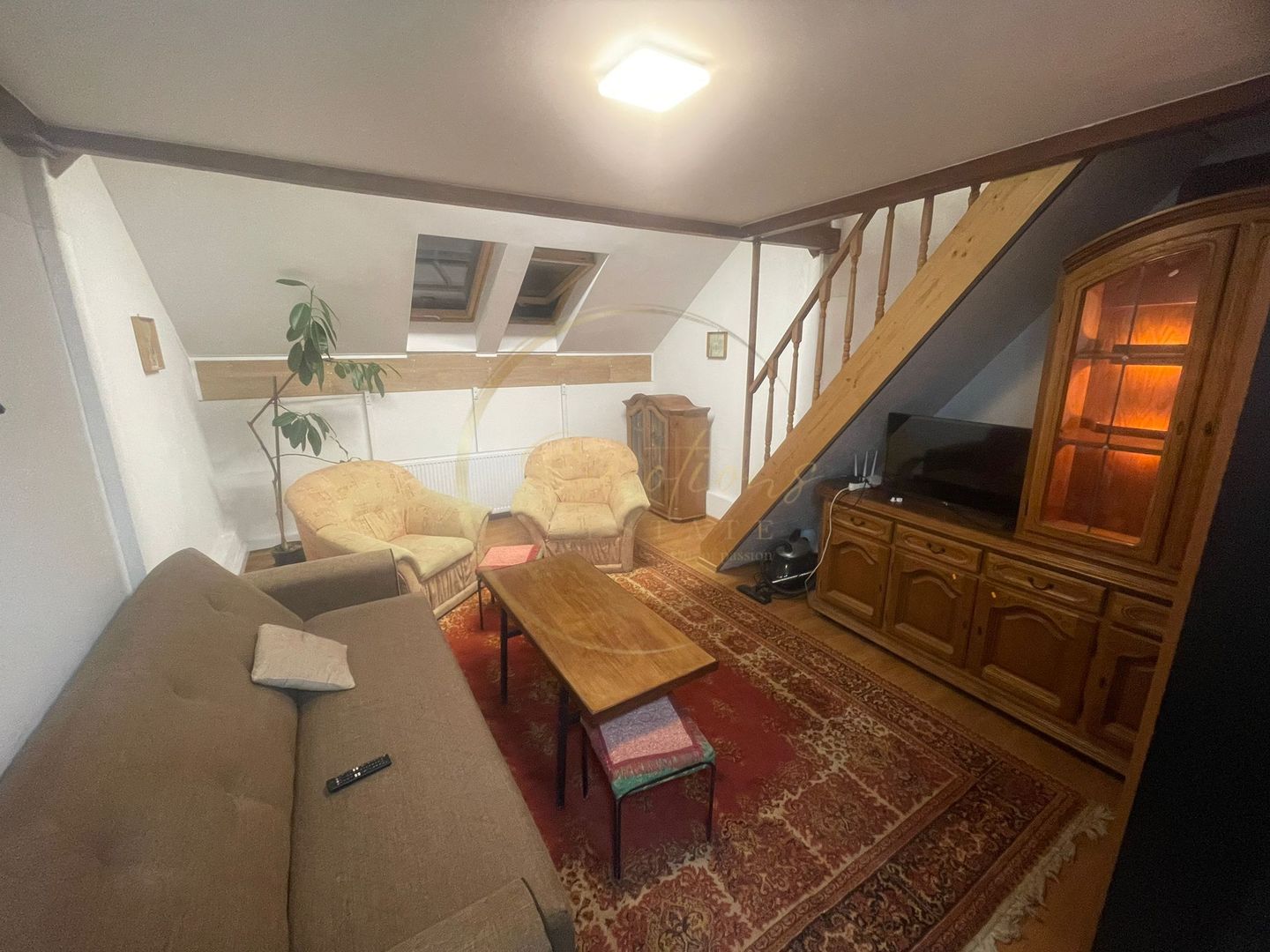 Apartament 2 camere, cu scara interioara-Brancoveanu, Timisoara - Poză 2