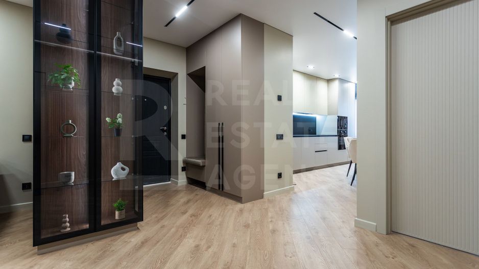 Vânzare, apartament, 3 camere+living, str. Ion Buzdugan, Buiucani - Poză 1