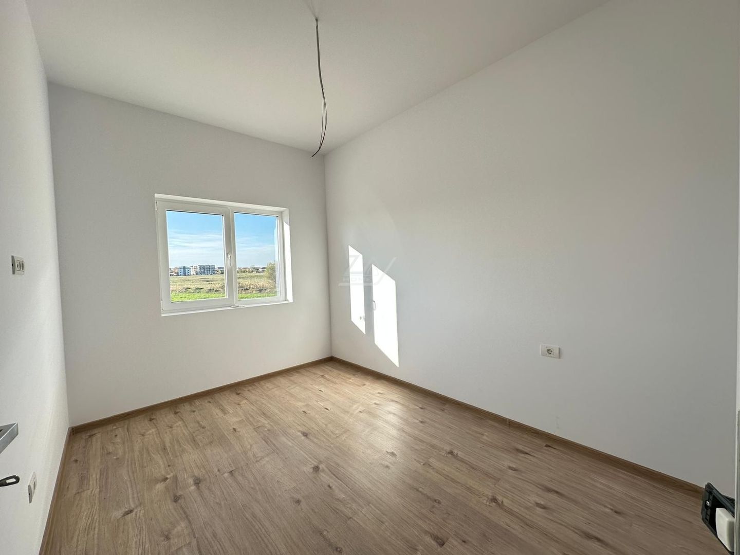 Etaj 1. Bloc finalizat. Loc de parcare. - Poză 5