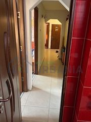 Apartament 3 camere, decomandat, în zona Nicolina, Iași - Poză 2