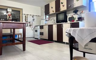 Aproape de oras! Vanzare casa cu 4 camere in Gura Ocnitei! - Poză 5