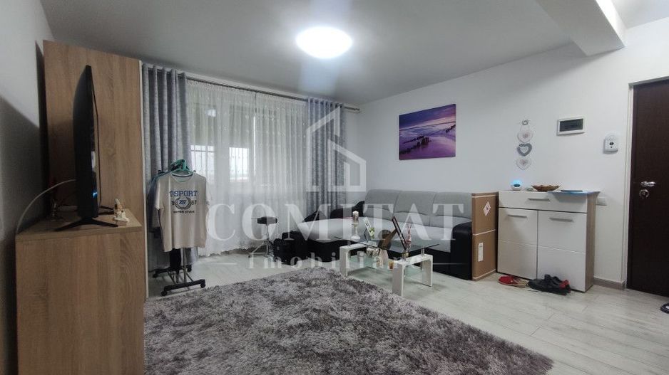 Apartament 3 camere | decomandat | zona Terra Florești - Poză 1