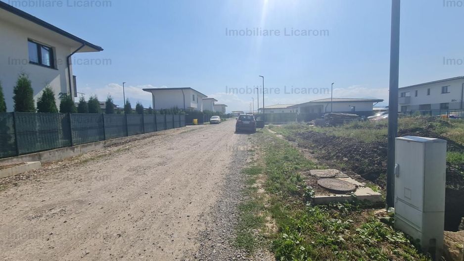 DIFERIT Haus ,Cristian,500 mp cu autorizatie,CASA IN CURS DE EXECUTIE - Poză 10