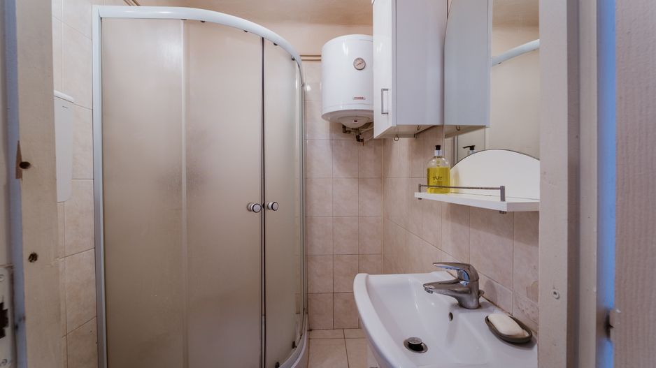 Spațiu comercial pe strada Mețianu - Poză 9