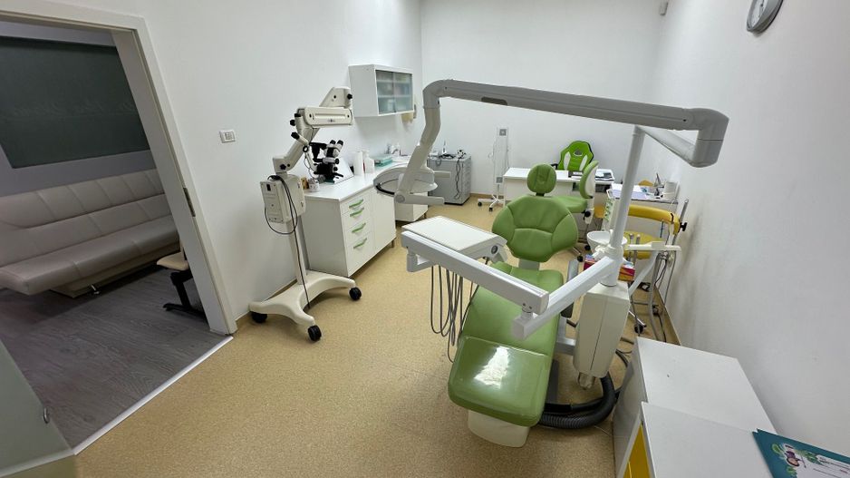 Apartament  4 camere în clădire istorica transformat în SAD - Poză 9