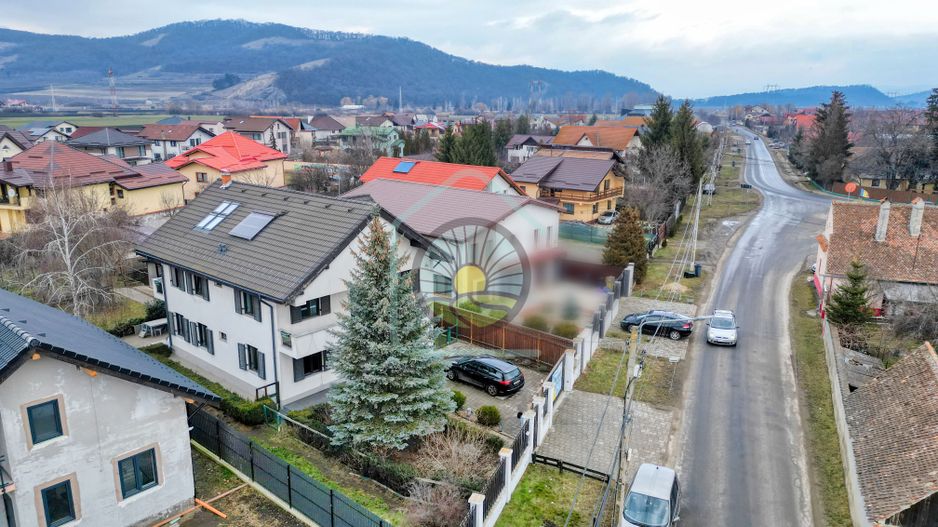 REZERVAT!!! CASA  HARMAN -COMISION 0 - Poză 1