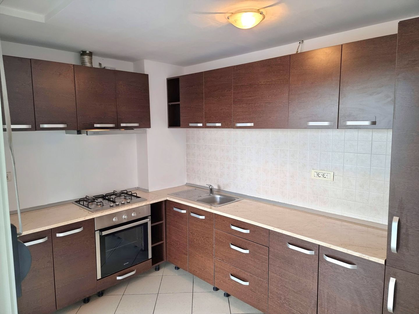 Ansamblul Rezidențial RING. Apartament spațios, zona Torontalului - Poză 1