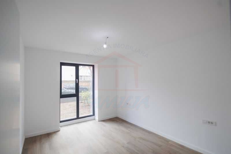 Inchiriere spatiu comercial cu terasa Melchisedec Residence - Poză 4