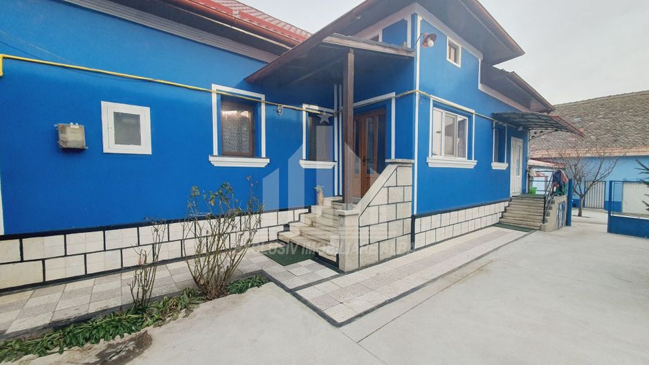Casa de vanzare in Sebes - Lancram - Poză 1