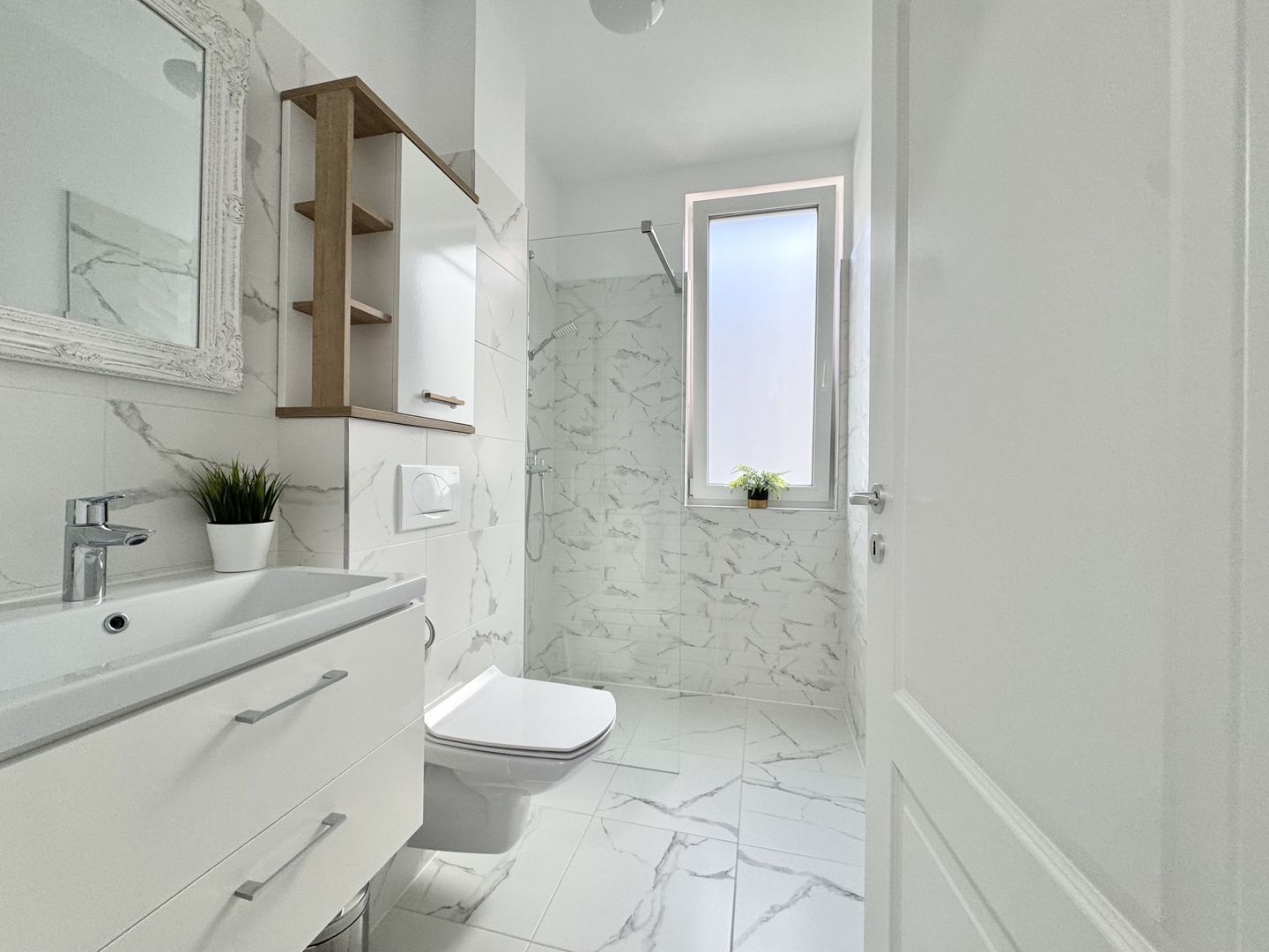 3 Camere confort & stil, Dumbrăvița, parcare inclusă - Poză 24