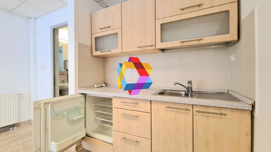 Spatiu birouri de închiriat Brasov - 126 mp # Plus-imo.ro - Poză 8