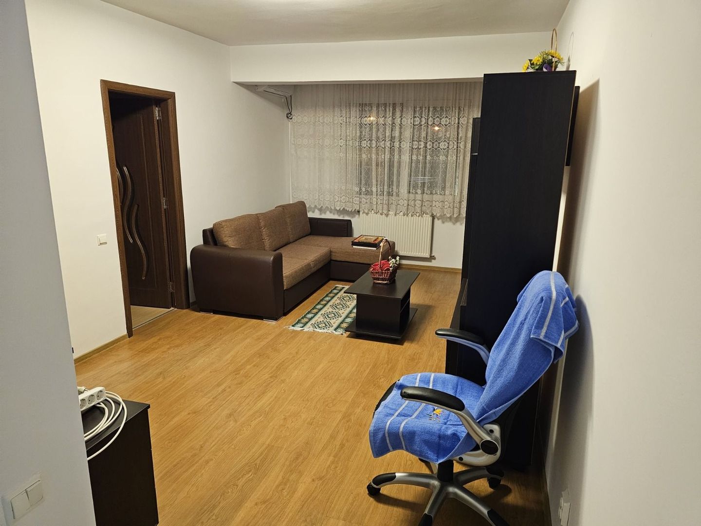 AP. 2 CAMERE- APARATORI, PET-FRIENDLY, BUCATARIE INCHISA, METROU - Poză 1
