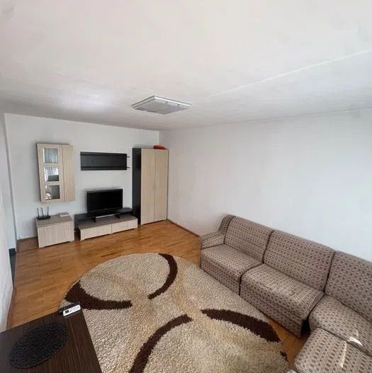 Apartament 2 camere 60 mp-zona Nicolina-Belevedere - Poză 1