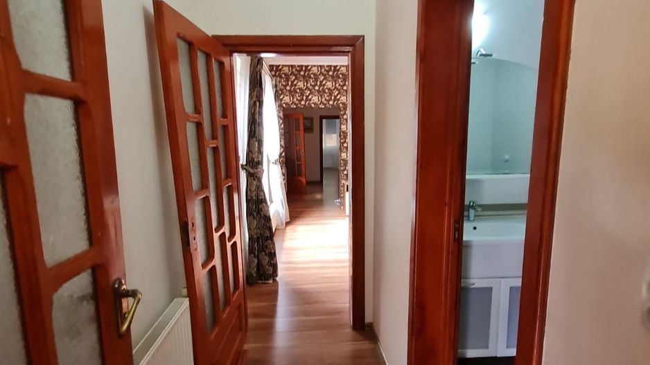 Casa cocheta zona Lipovei - Poză 19