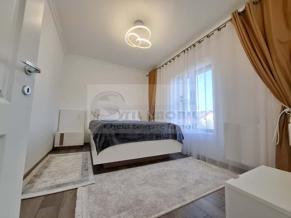 Vila tip duplex,  3 camere, 2 bai, libera, mobilata de lux, Barnova - Poză 15
